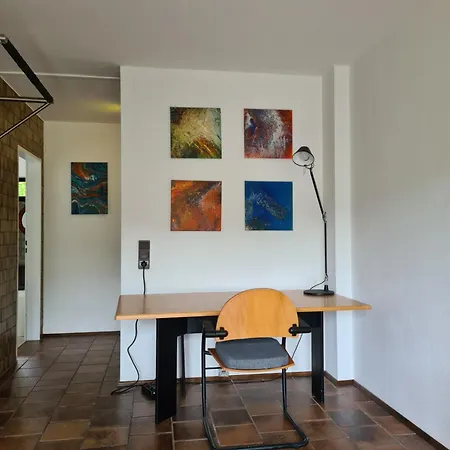Gemuetliche 3-raum-eg-wohnung Im Gruenen דירה *